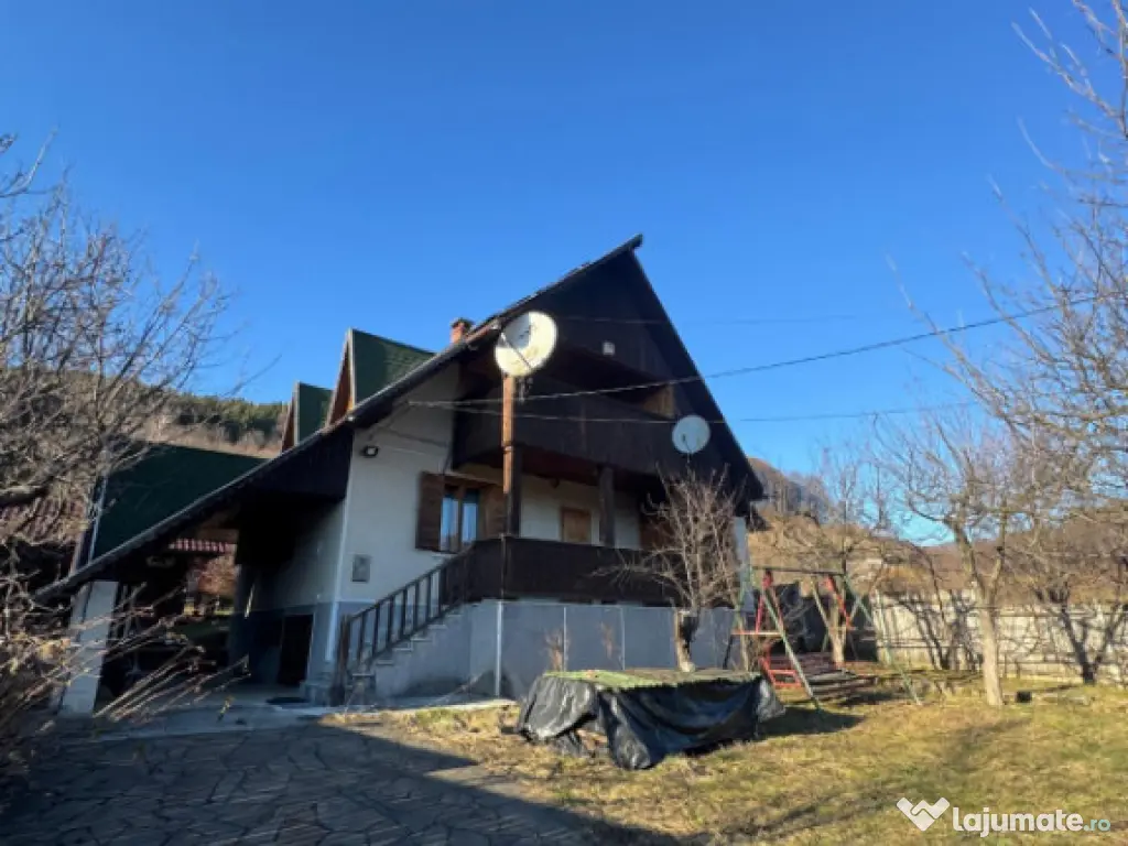 Casă 3 dormitoare, 90 mp, teren 10 ari, zona Firiza