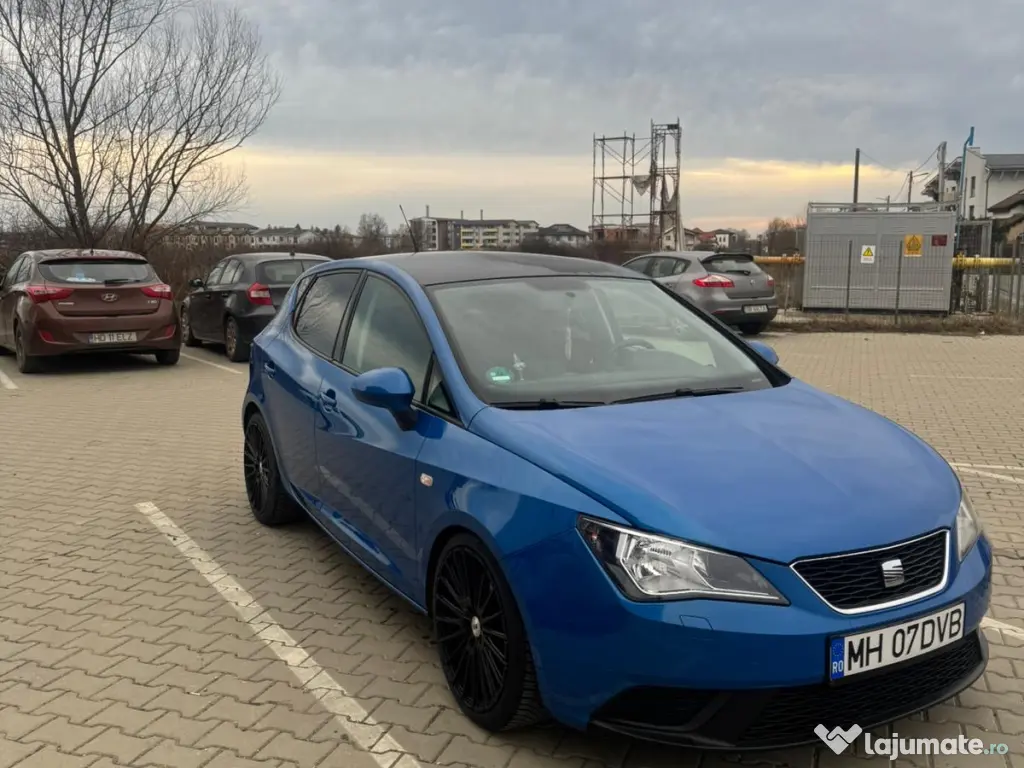 Vând Seat ibiza 2013 , 1,4, benzină!
