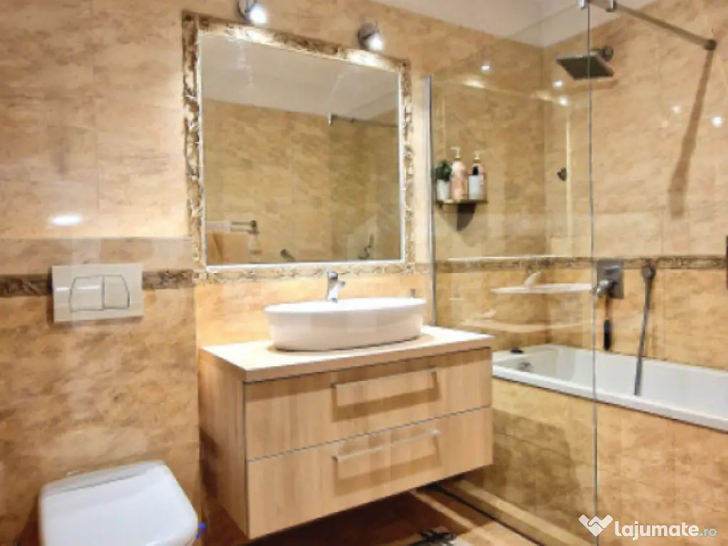 Apartament modern cu 3 camere, etajul 1, parcare cu CF, semi 