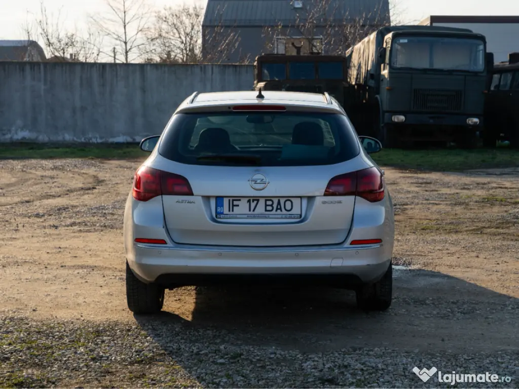Opel Astra Sports Tourer