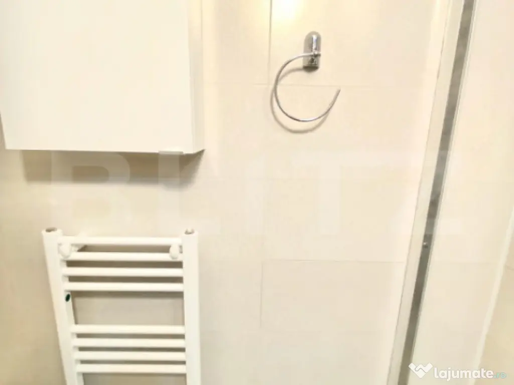 Garsoniera, 40 mp, mobilat modern, zona Profi 