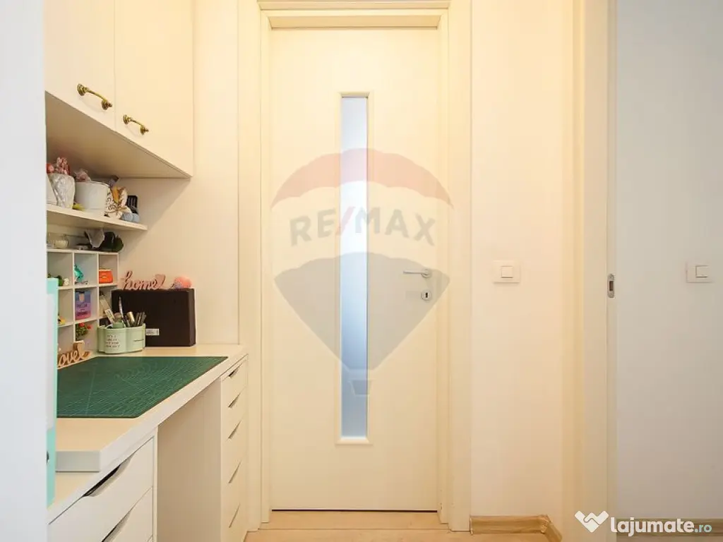 Apartament cu 2 camere de vânzare, Top City-Tractorul, c... 