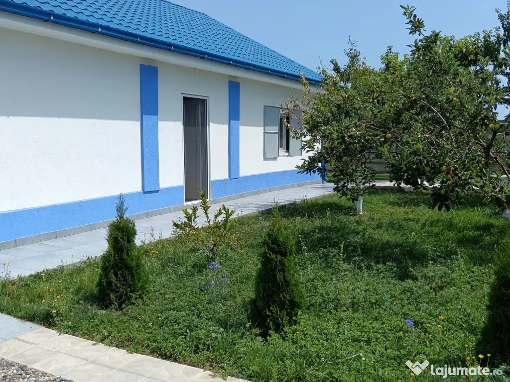 Vând casă în Corbu , jud. Constanta 