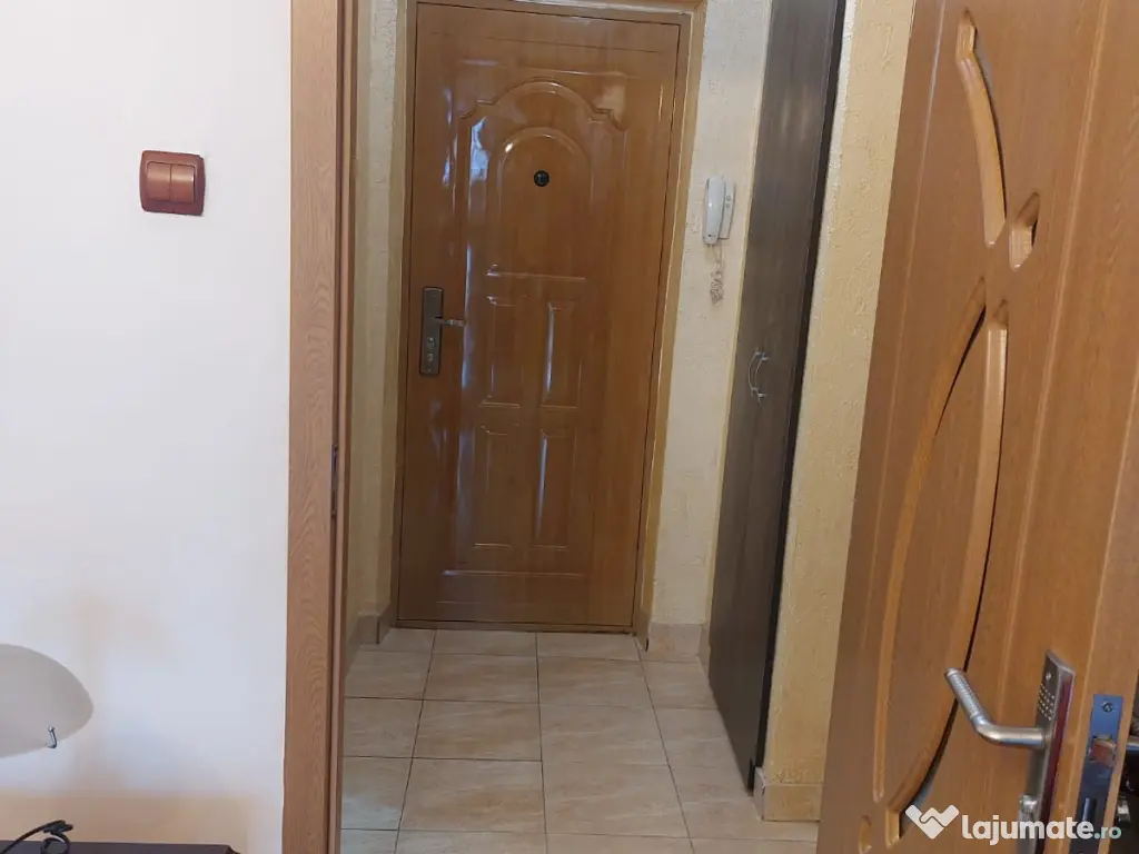 Închiriere Garsonieră