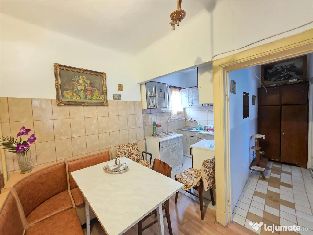 2 camere - centrala termica - et 3 mansarda - Vasile Lucac