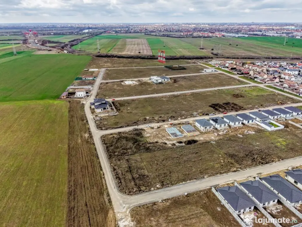 REZERVAT - Teren 637 mp | 2 fronturi stradale | Cartier V... 