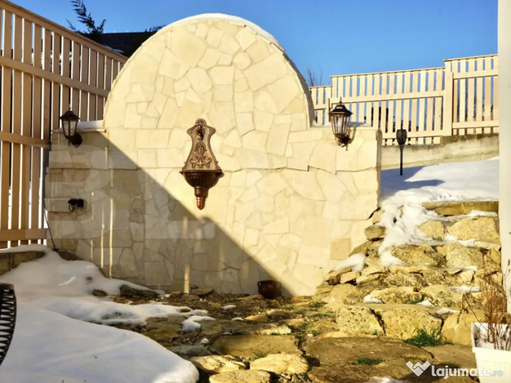 Vilă Premium în Borhanci – 270 mp Utili , 7 Camere, priv 