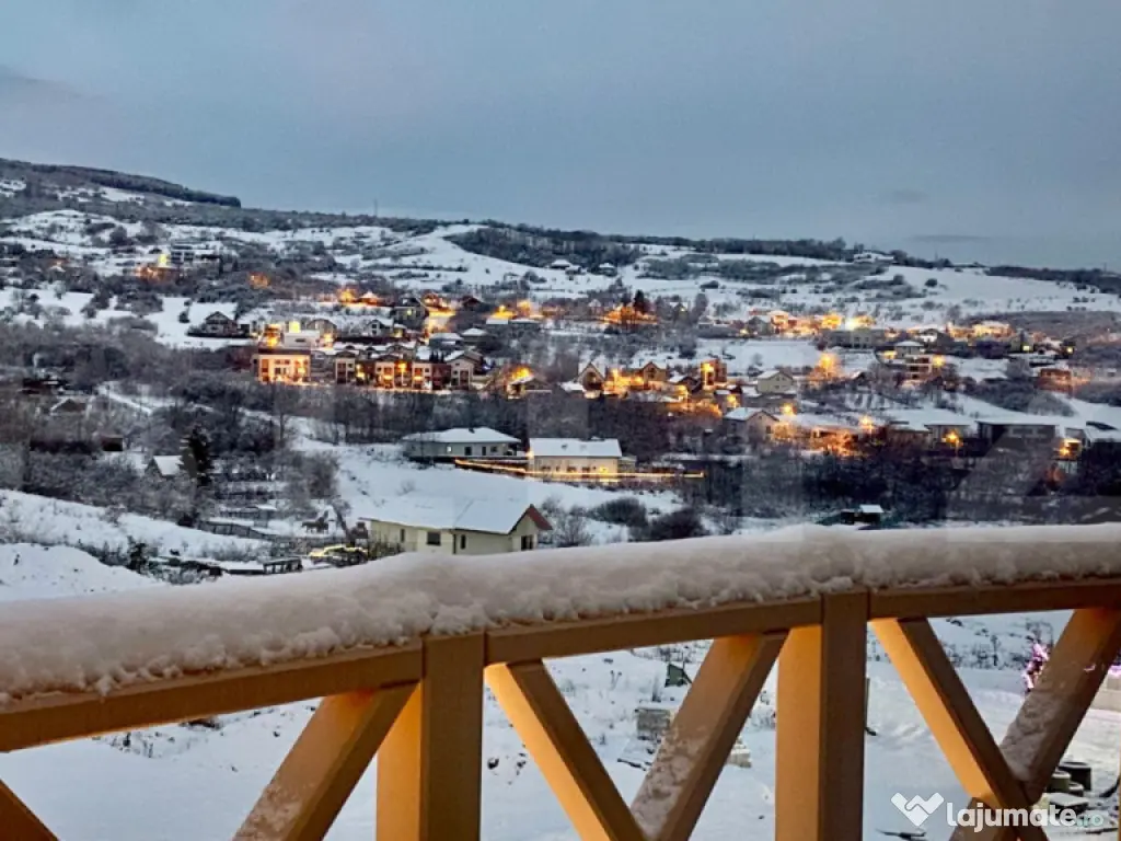 Vilă Premium în Borhanci – 270 mp Utili , 7 Camere, priv 