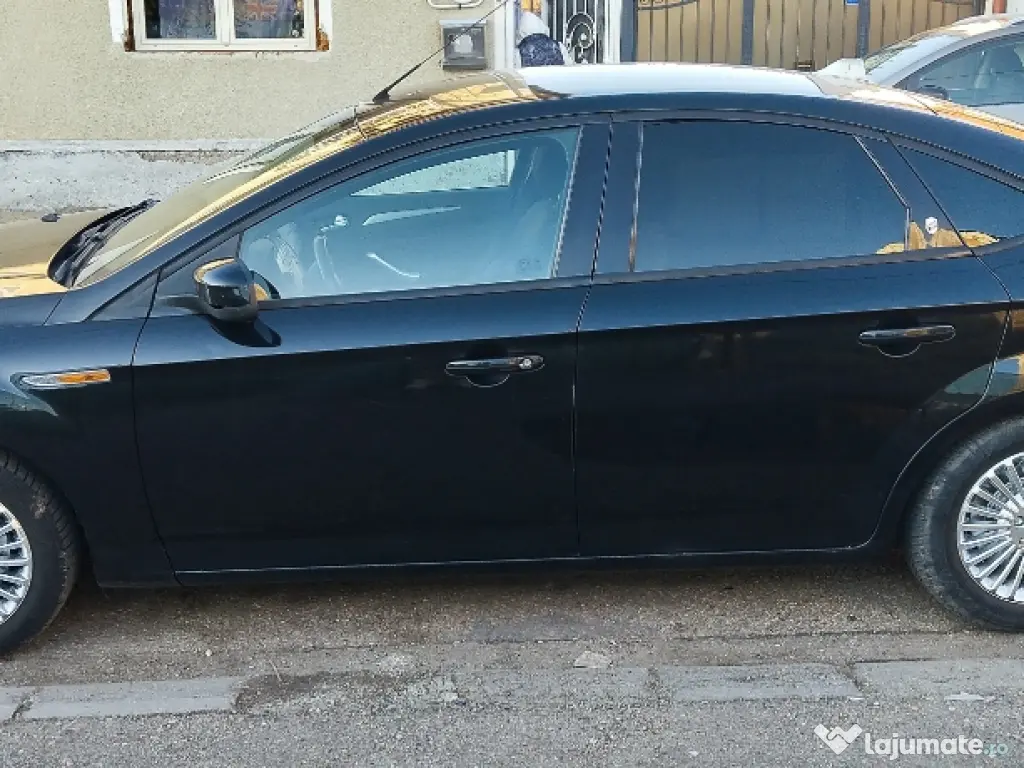 Vând Ford Mondeo Mk4 an 2008 motor  2000 diesel 140 cp , 