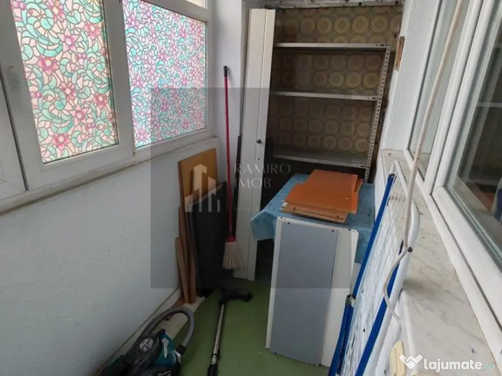 APARTAMENT 3 CAMERE, DRISTOR/BABA NOVAC, DECOMANDAT 