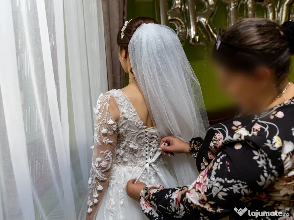 Vând rochie de mireasă 