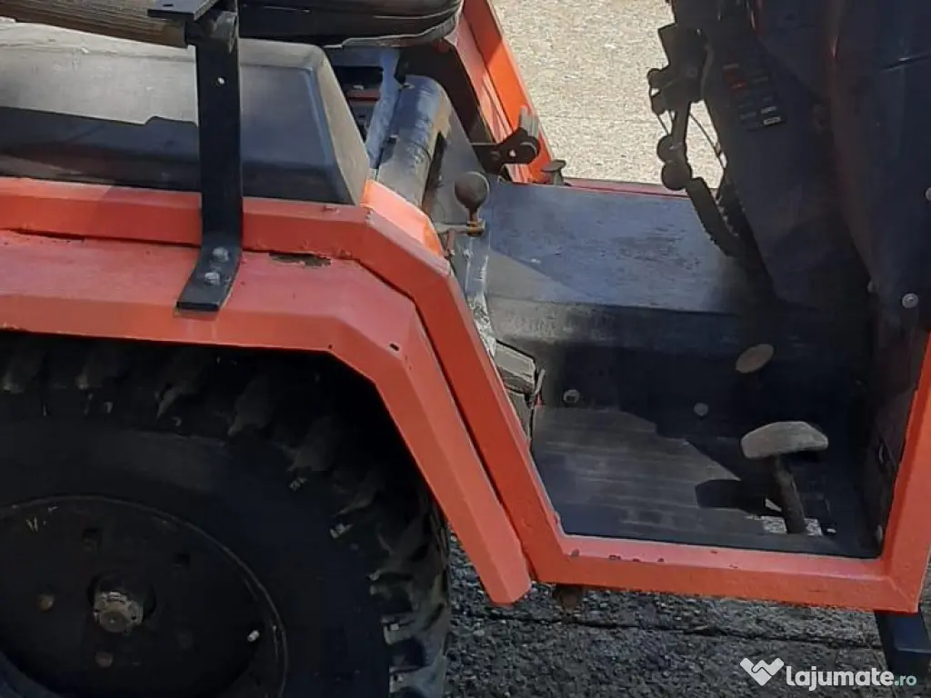 Tractor HAKO Hakotrac 3000 – 40 CP – hidramat 