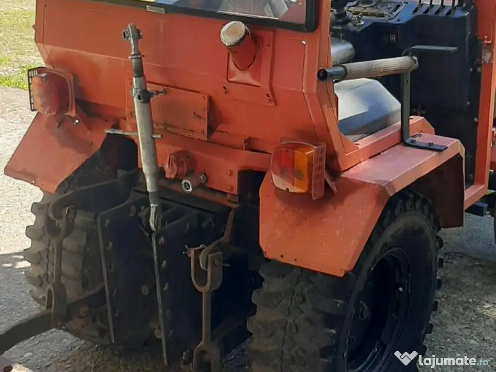 Tractor HAKO Hakotrac 3000 – 40 CP – hidramat 