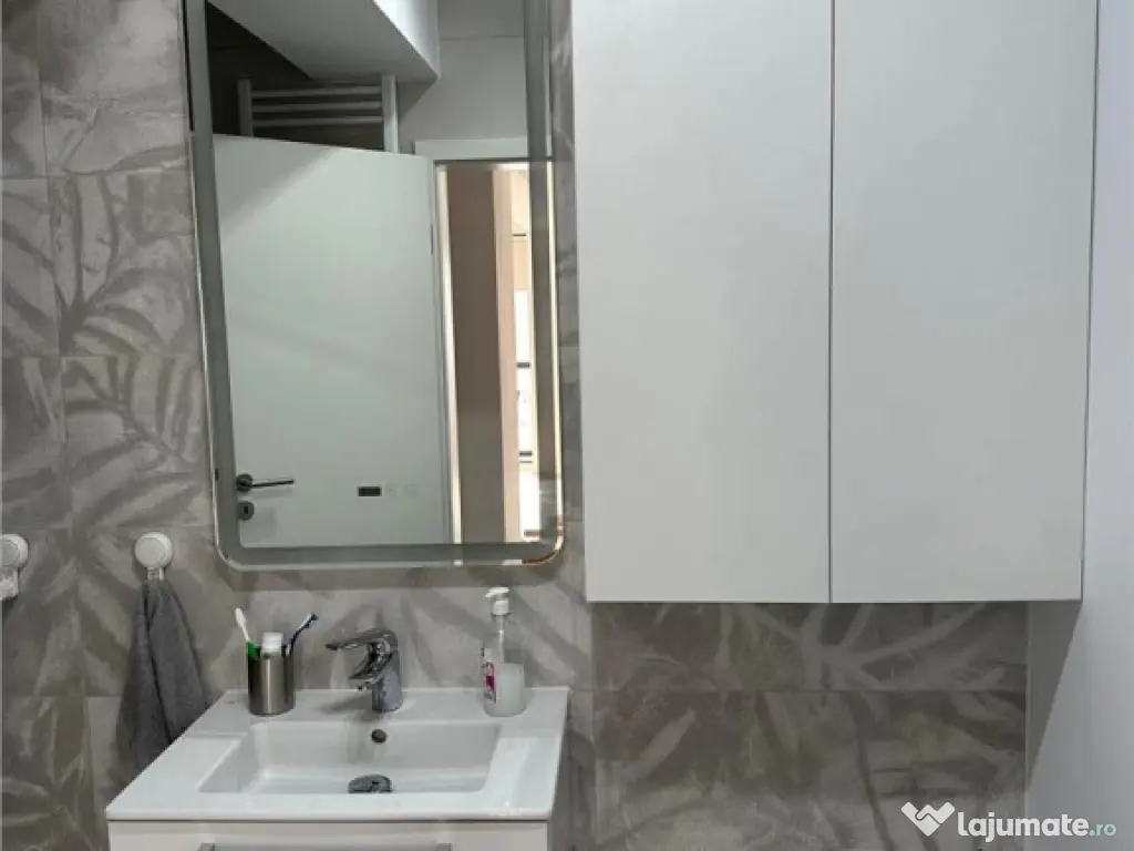 Apartament 2 camere modern, complet mobilat si utilat, cu pa 