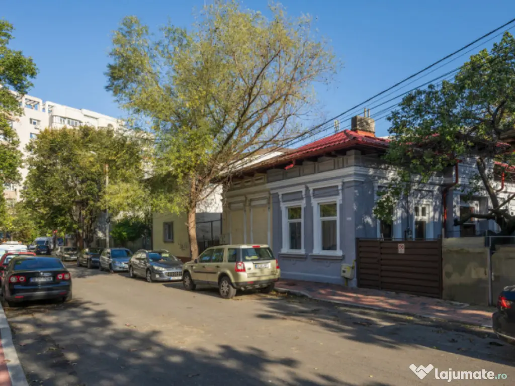 Casă interbelica cu farmec, în apropiere de Mall Vitan 