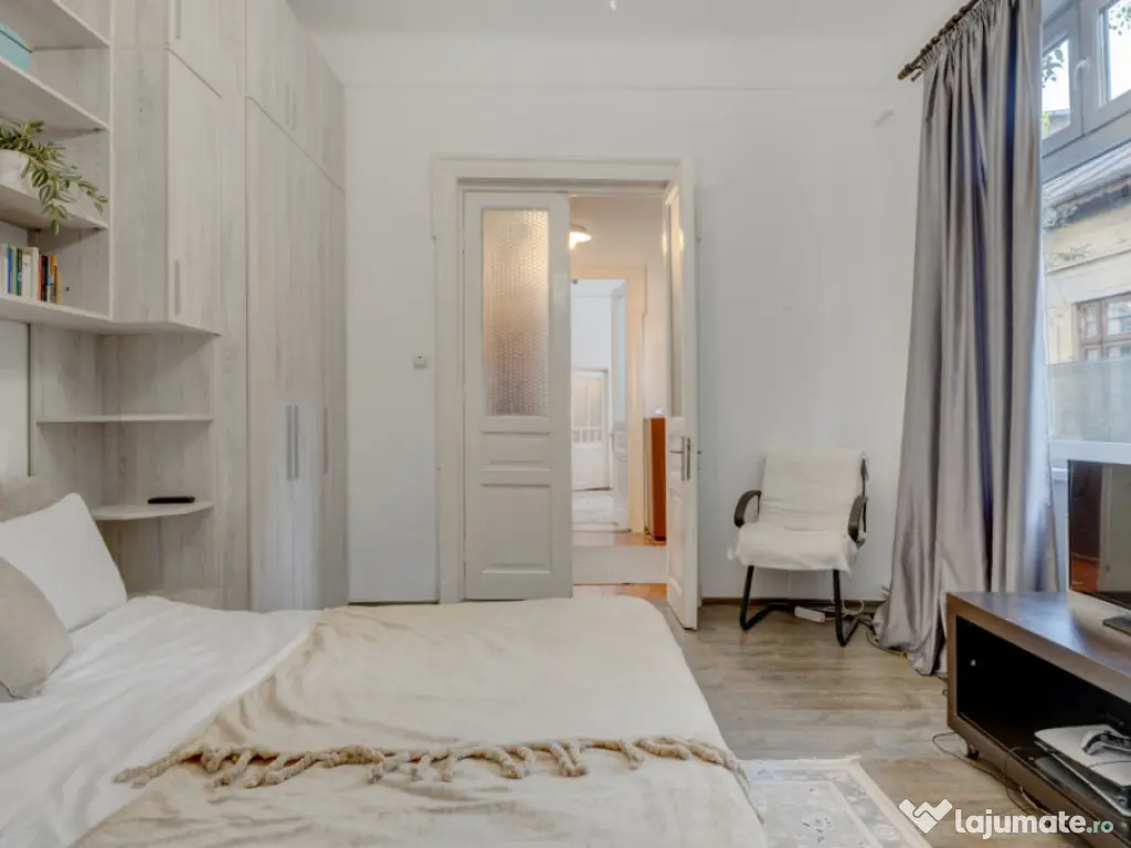 Casă interbelica cu farmec, în apropiere de Mall Vitan 