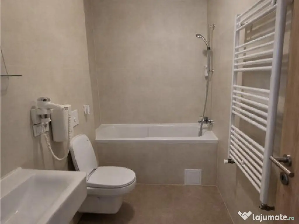 Decomandat, etaj1, Coresi, Kasper, Tractorul, Brasov 