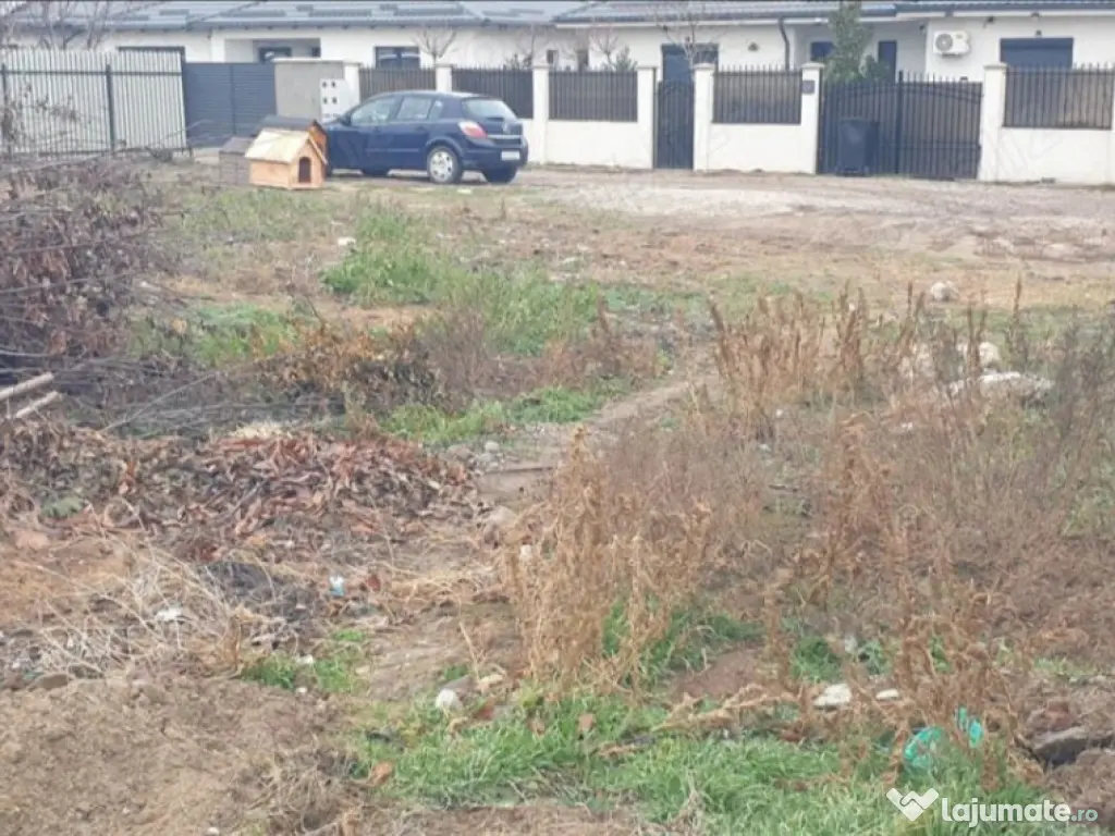 Teren 500 mp intravilan , Damila , 25 m front 
