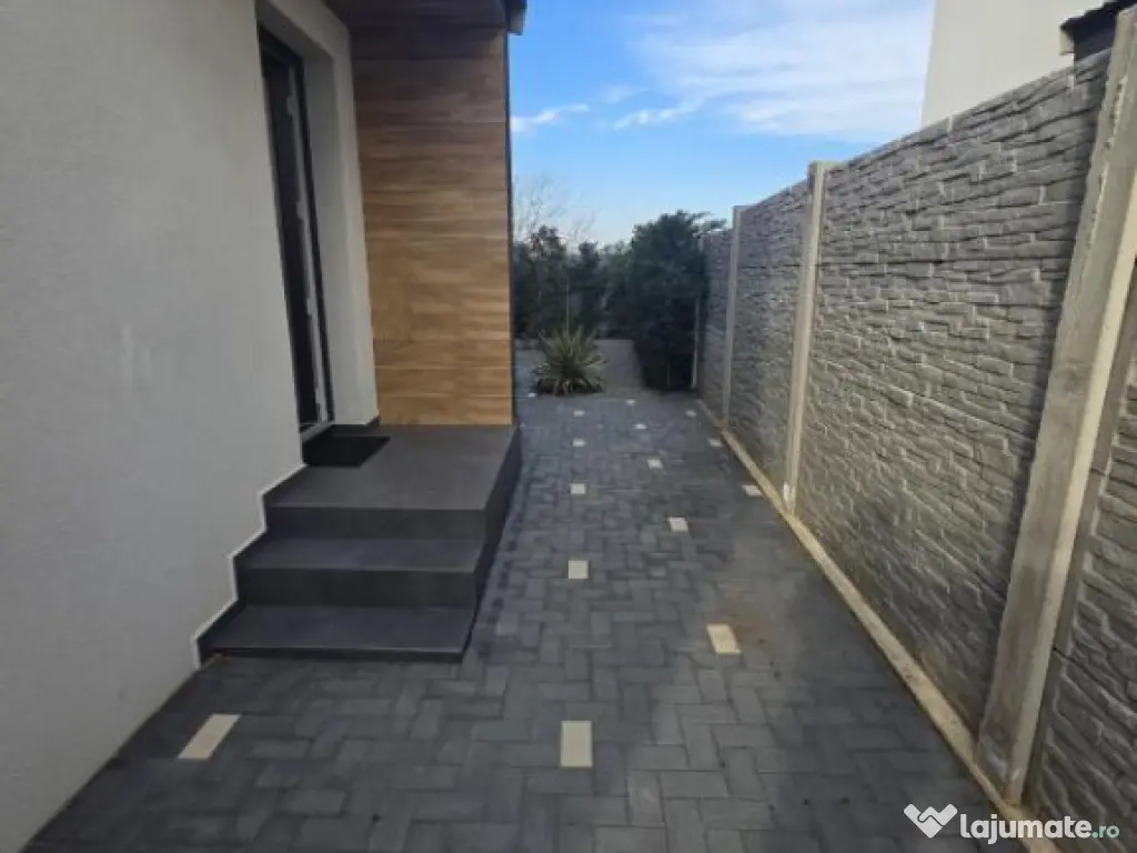 Casa cu 3 camere zona Central Oradea 