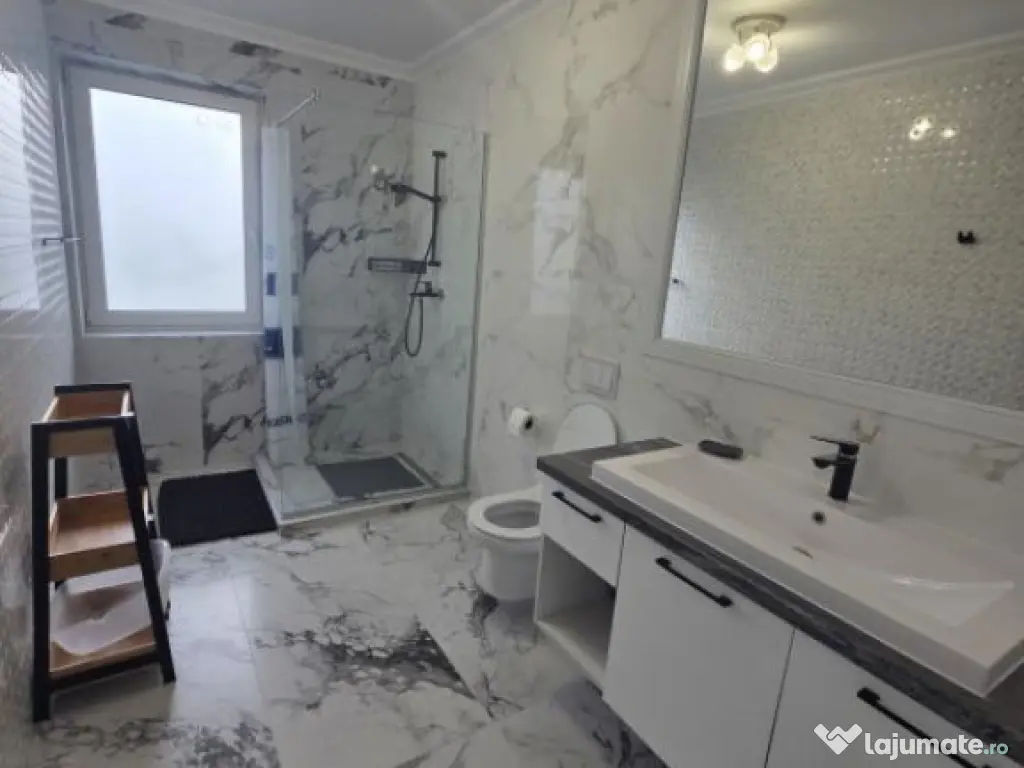 Casa cu 3 camere zona Central Oradea 