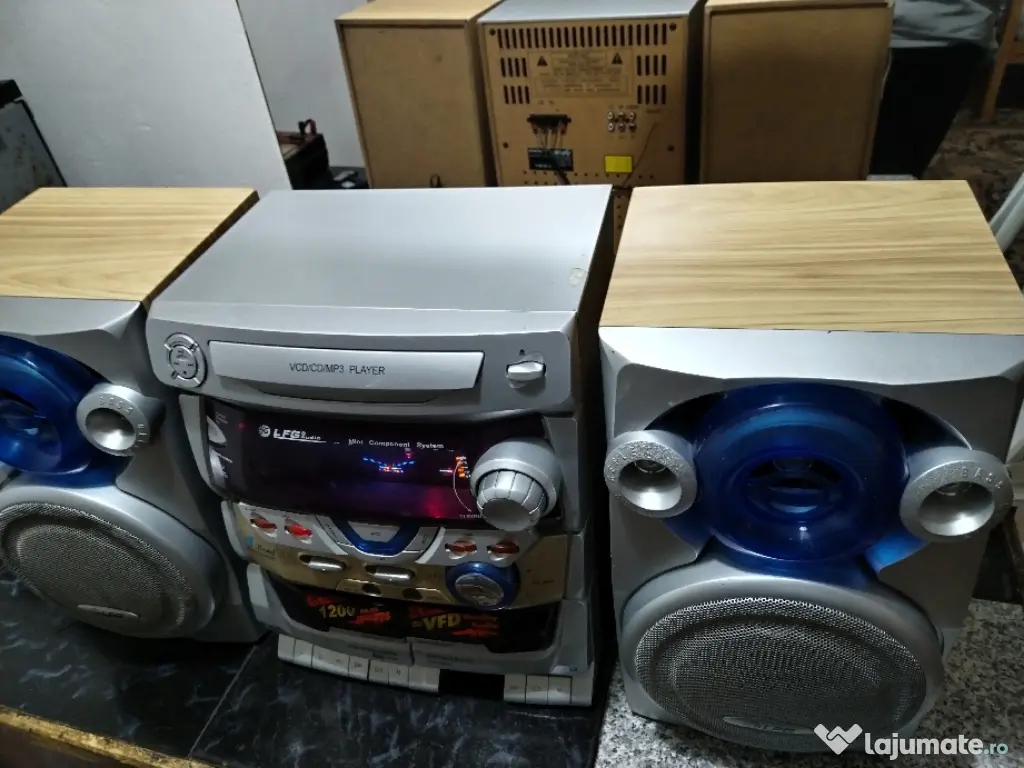 Combina audio LFG stereo cu boxe