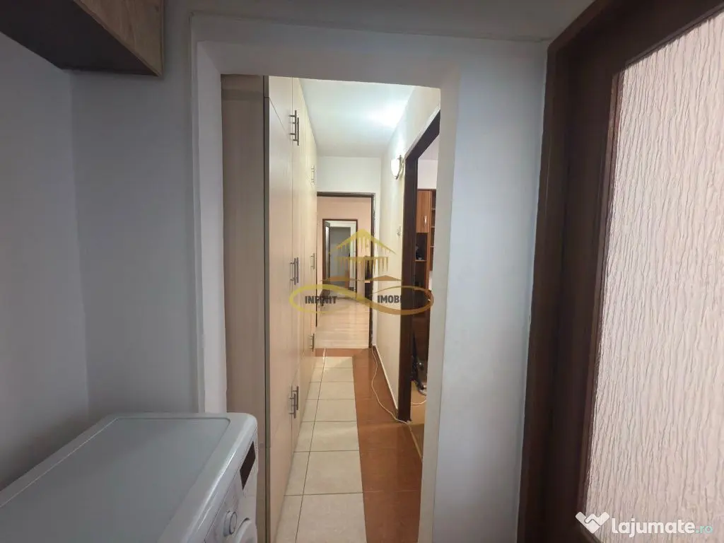 Apartament 3 camere de vanzare in Bacau 