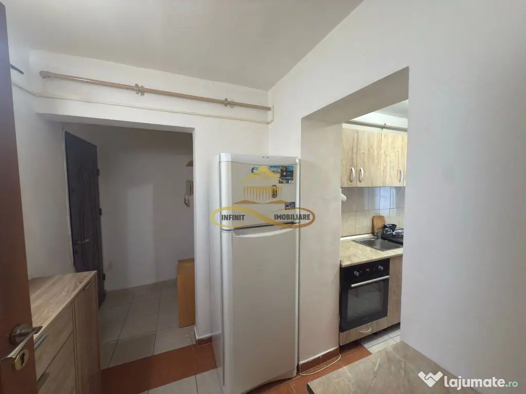 Apartament 3 camere de vanzare in Bacau 