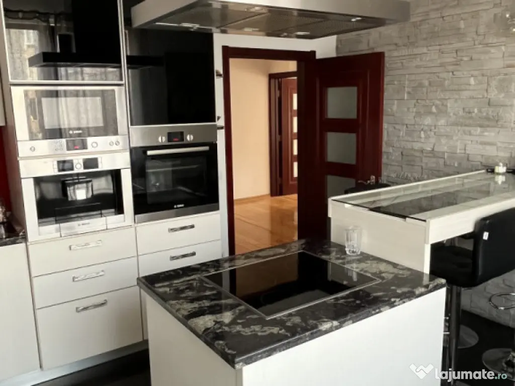 Apartament 3 camere Republicii bloc nou 