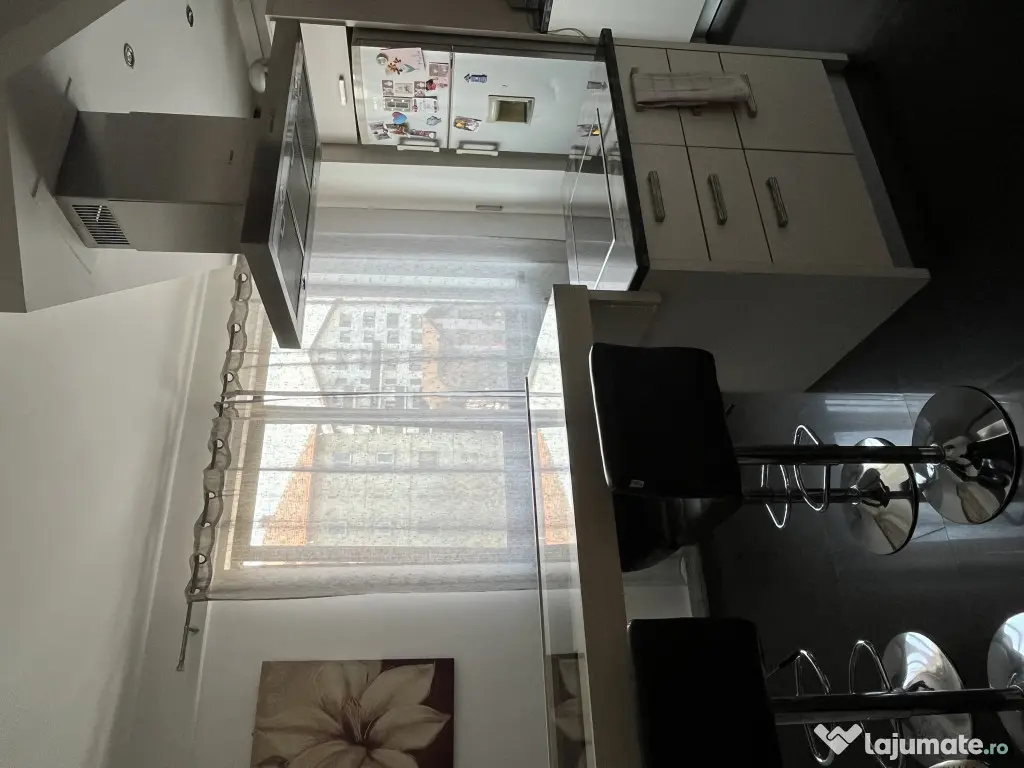 Apartament 3 camere Republicii bloc nou 