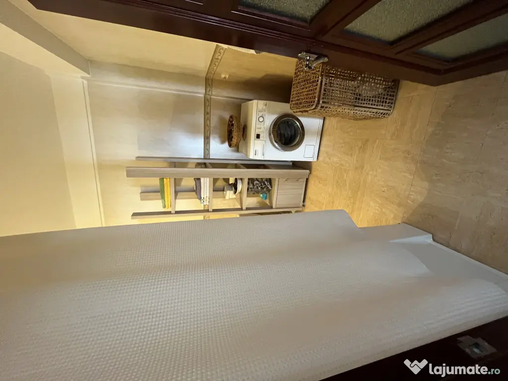 Apartament 3 camere Republicii bloc nou 