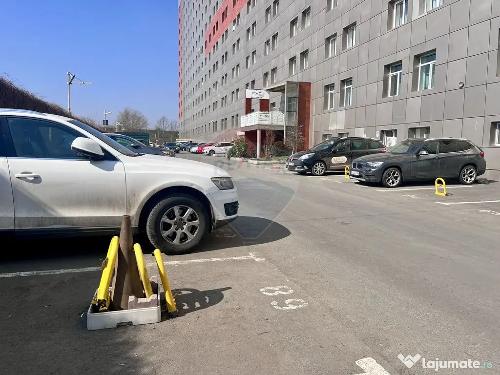 Studio mobilat complet cu parcare inclusa in pret in Rin ... 