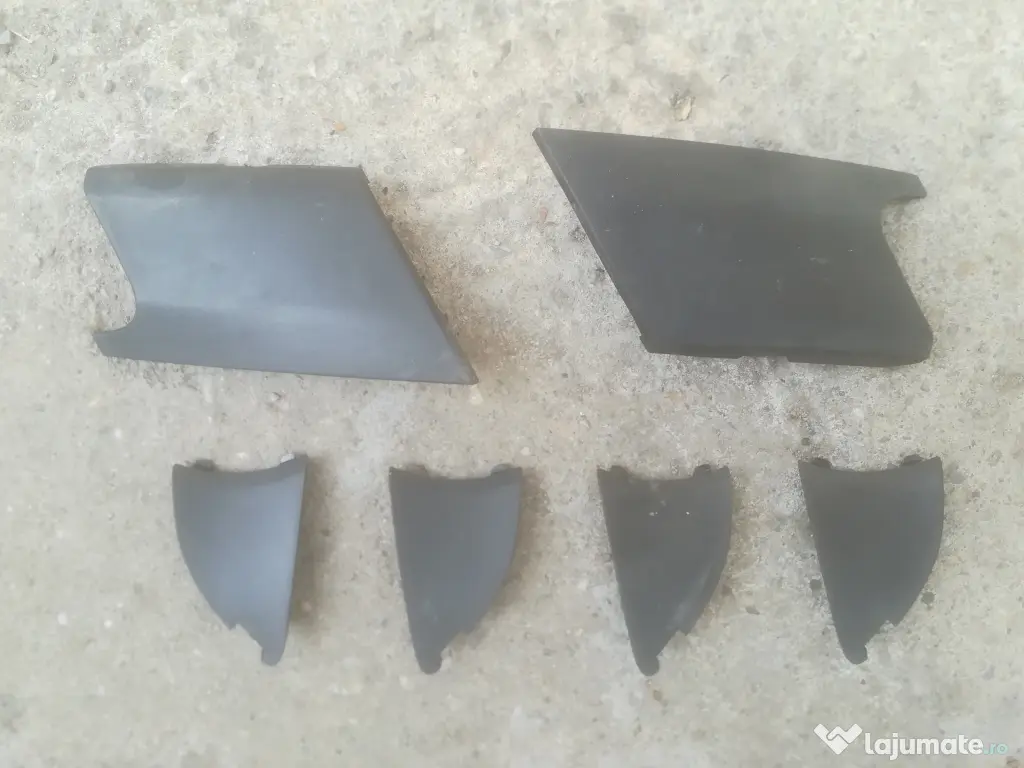 Capace grile laterale Opel Astra J facelift 