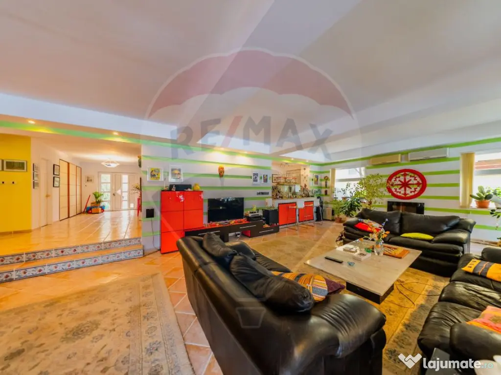 Vilă cu 4 camere de vânzare 921 mp zona Subcetate,Arad 