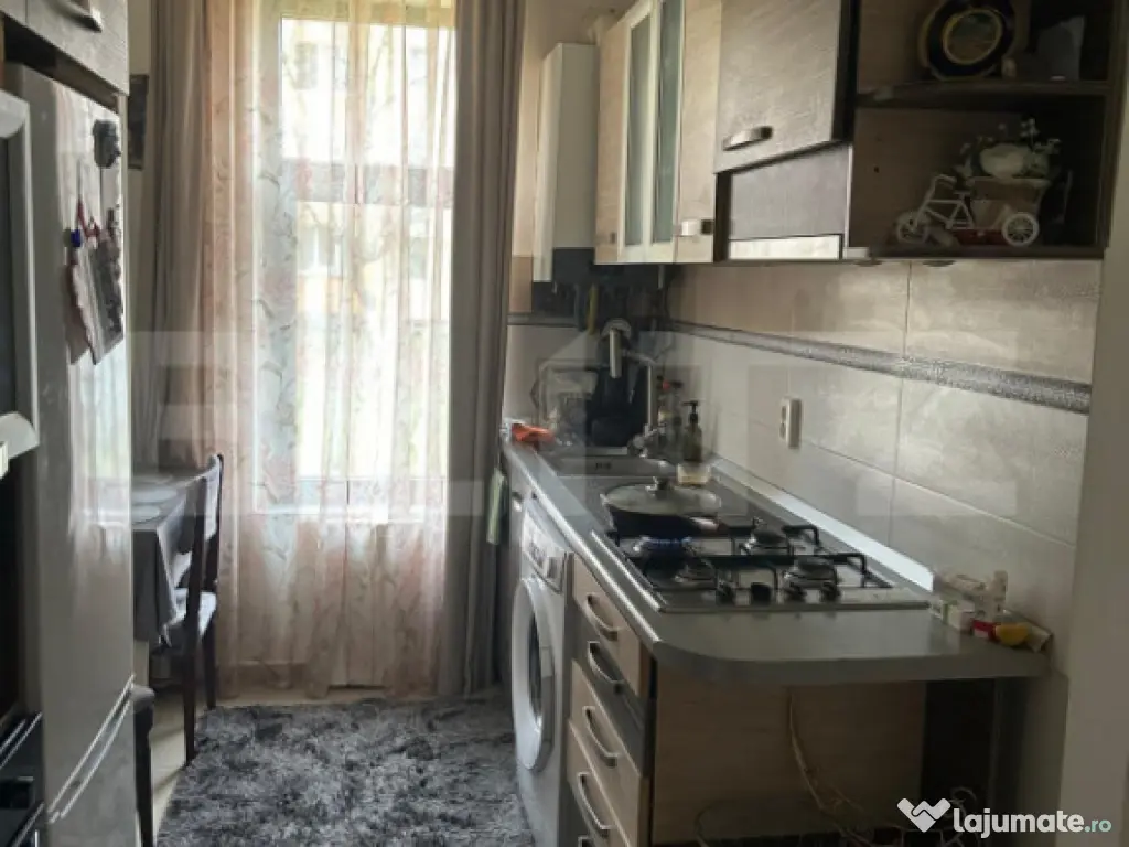 Apartament cu 2 camere, 49 mp, zona Materna 