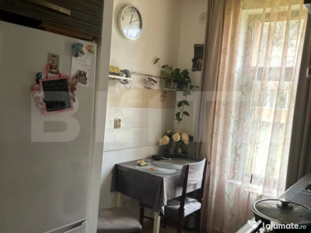 Apartament cu 2 camere, 49 mp, zona Materna 