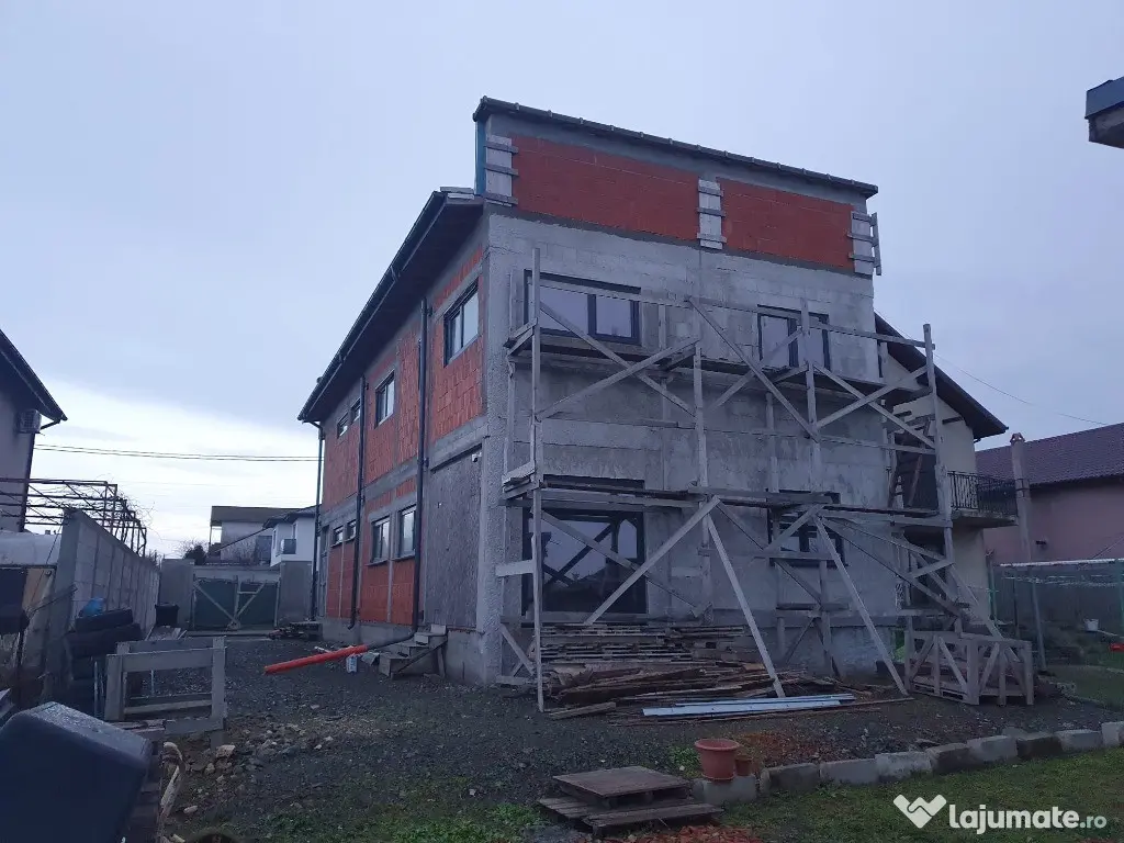 Vila P+1E de vanzare in Agigea cartierul nou 