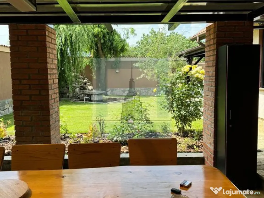 Casa/villa , 6 camere, 550 mp teren, singur in curte - Cr... 