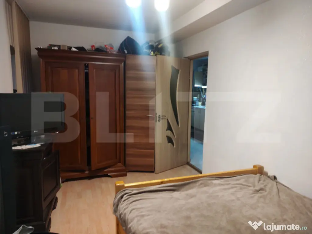 Casa in zona rezidentiala linistita, aproape de oras - panor 