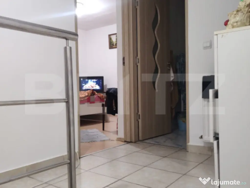 Casa in zona rezidentiala linistita, aproape de oras - panor 