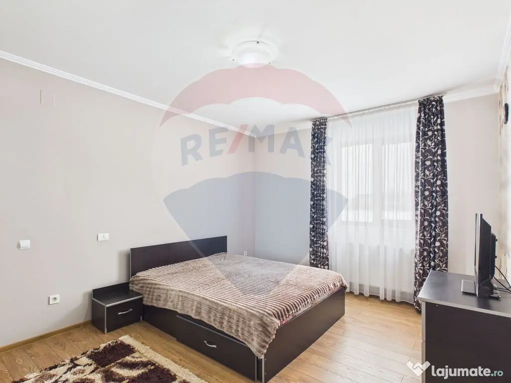 Apartament de vanzare in vila cu curte in satul Ulmi 