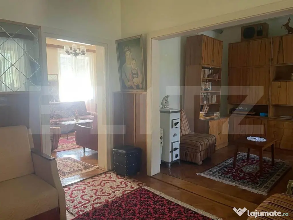 Casă de vânzare în Sărmașu, 122mp construiti, 275 mp te 