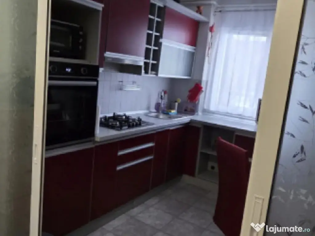 Apartament cu 2 camere, suprafata de 48mp, mobilat-utilat, d 