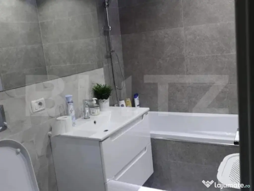 Apartament modern cu 2 camere, etaj intermediar, zona Zamca 