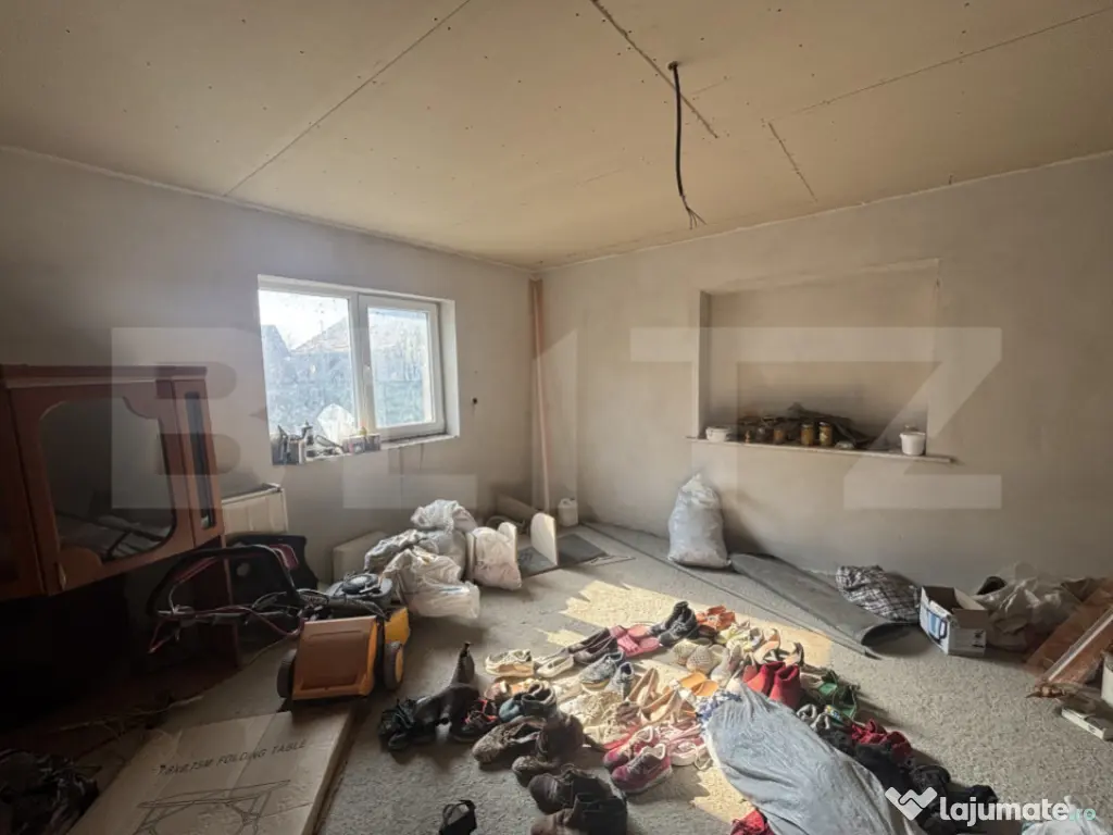 Casa de vanzare, 2 camere 