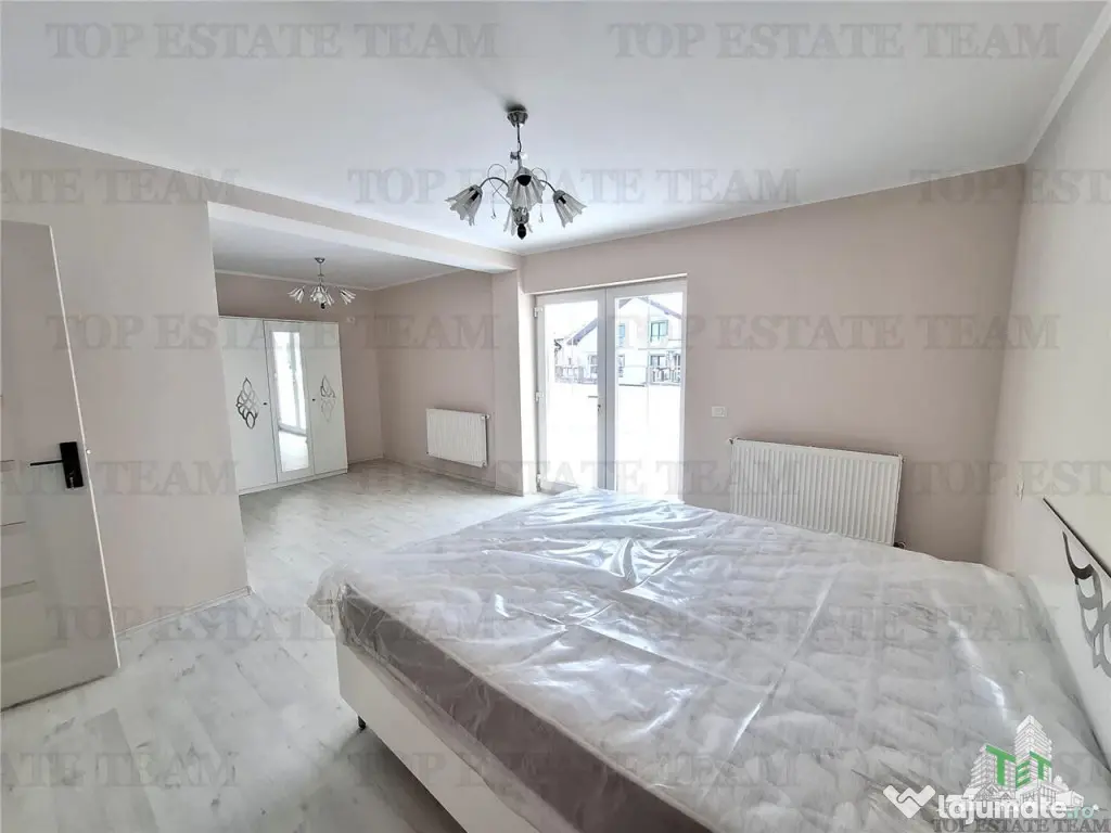 Oportunitate/ Vila spatioasa Familie/Complex Crevedia 