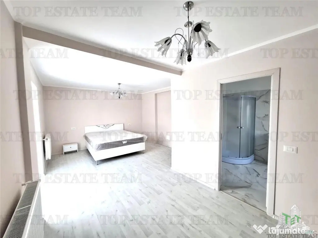 Oportunitate/ Vila spatioasa Familie/Complex Crevedia 