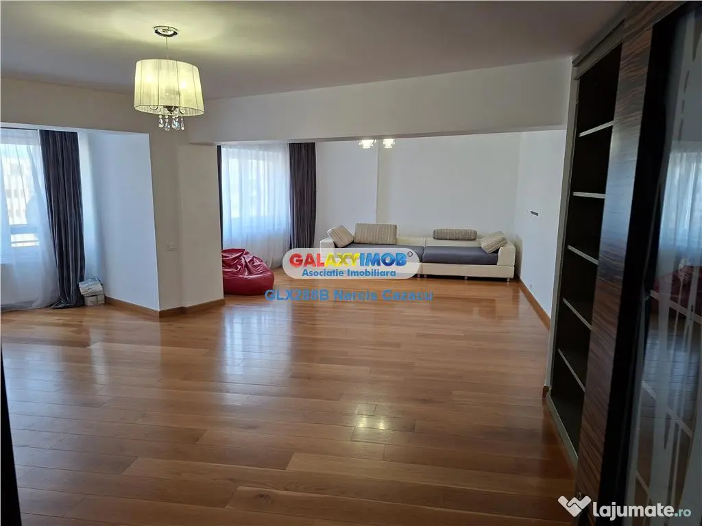 Tineretului Strada Cuza Voda Apartament 4 camere de inchiria 