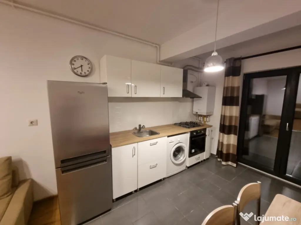 TRAIAN, 2 CAMERE 45 MP! 