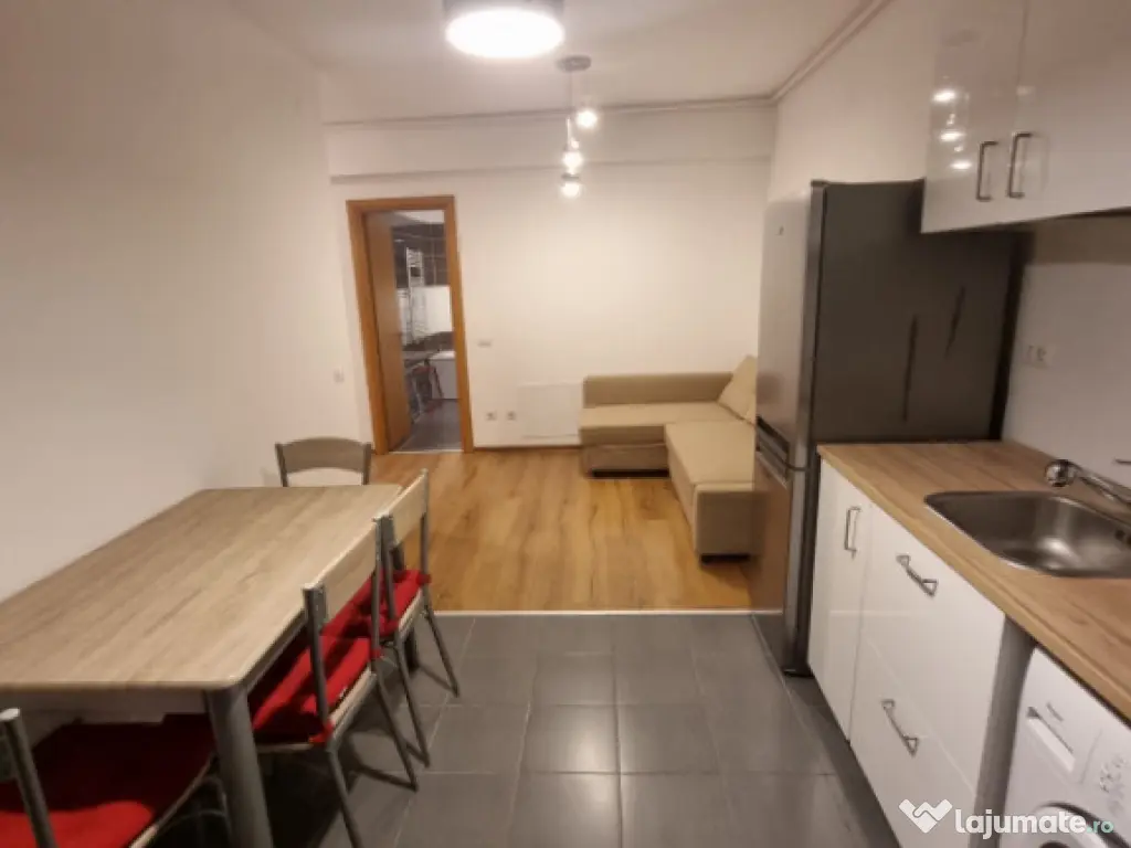 TRAIAN, 2 CAMERE 45 MP! 