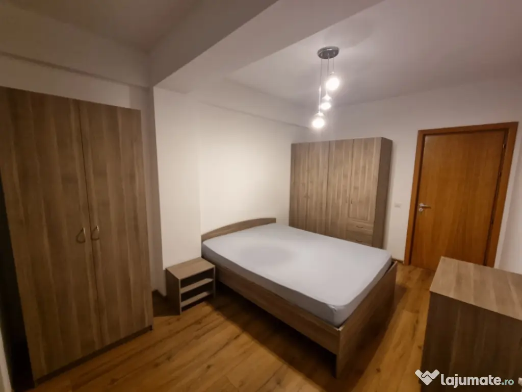 TRAIAN, 2 CAMERE 45 MP! 